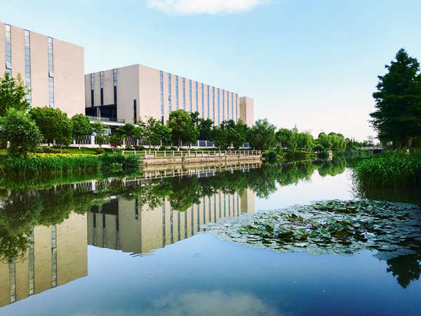 Z6�������й��ٷ���վ